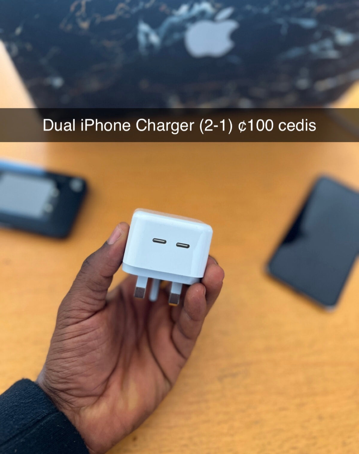 35 watt iPhone/iPad/Macbook USB-C power Adapter